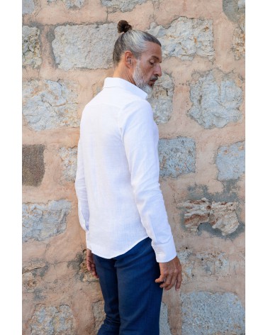 camisa-lino-blanca-barcelona-vista-espalda.jpg